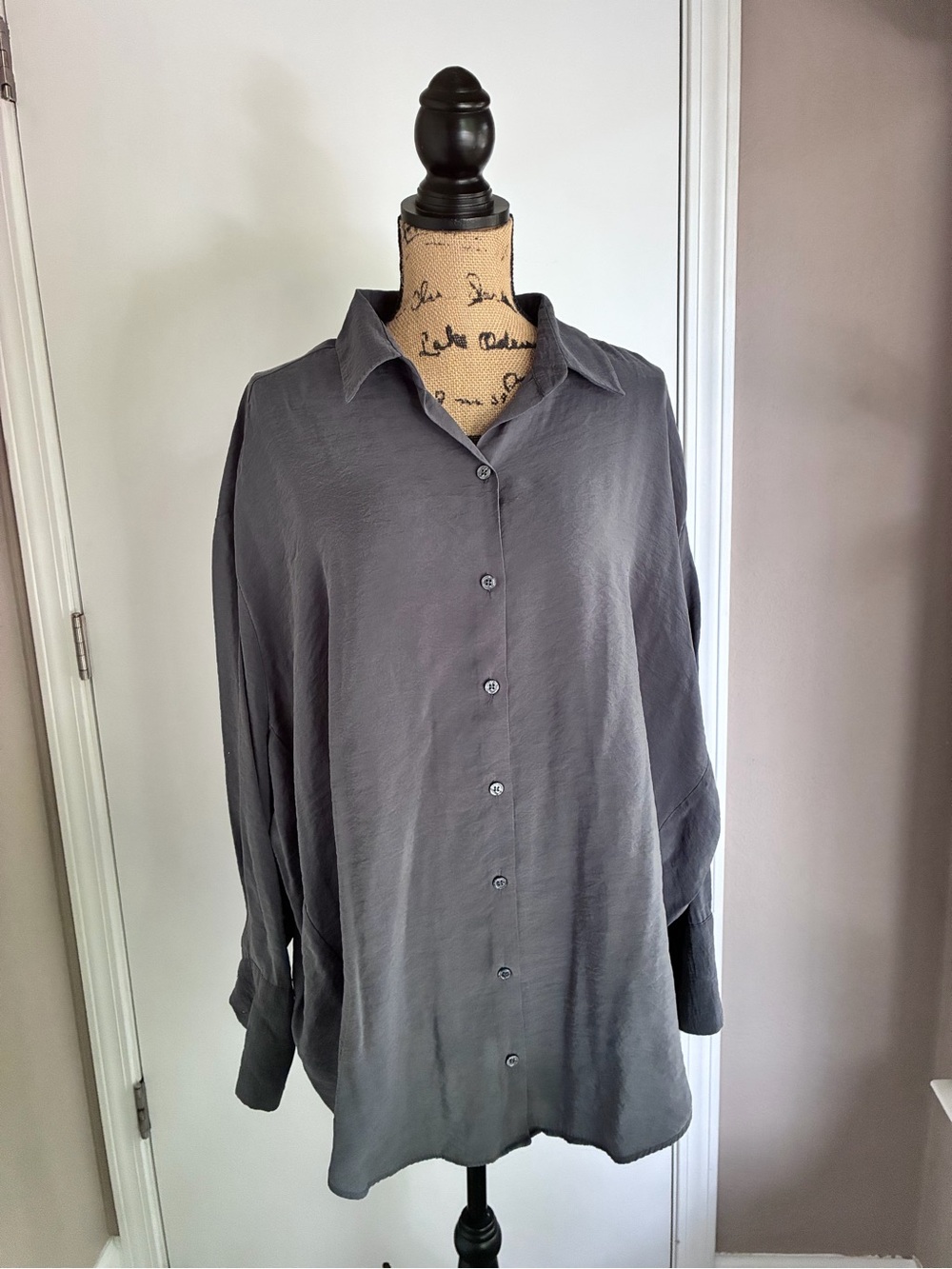 Zara Women's Slate Button-Down Shirt